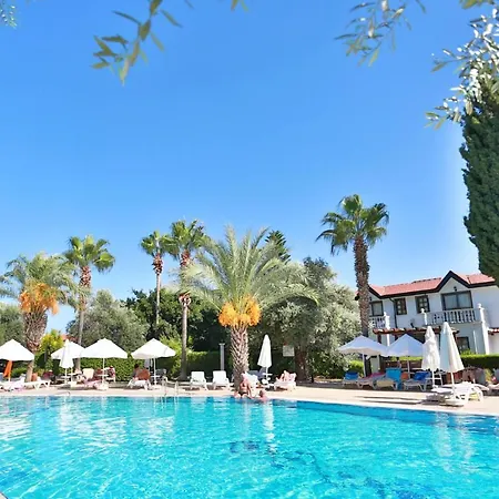 Kyrenia Azure * Kyrenia (Northern Cyprus)
